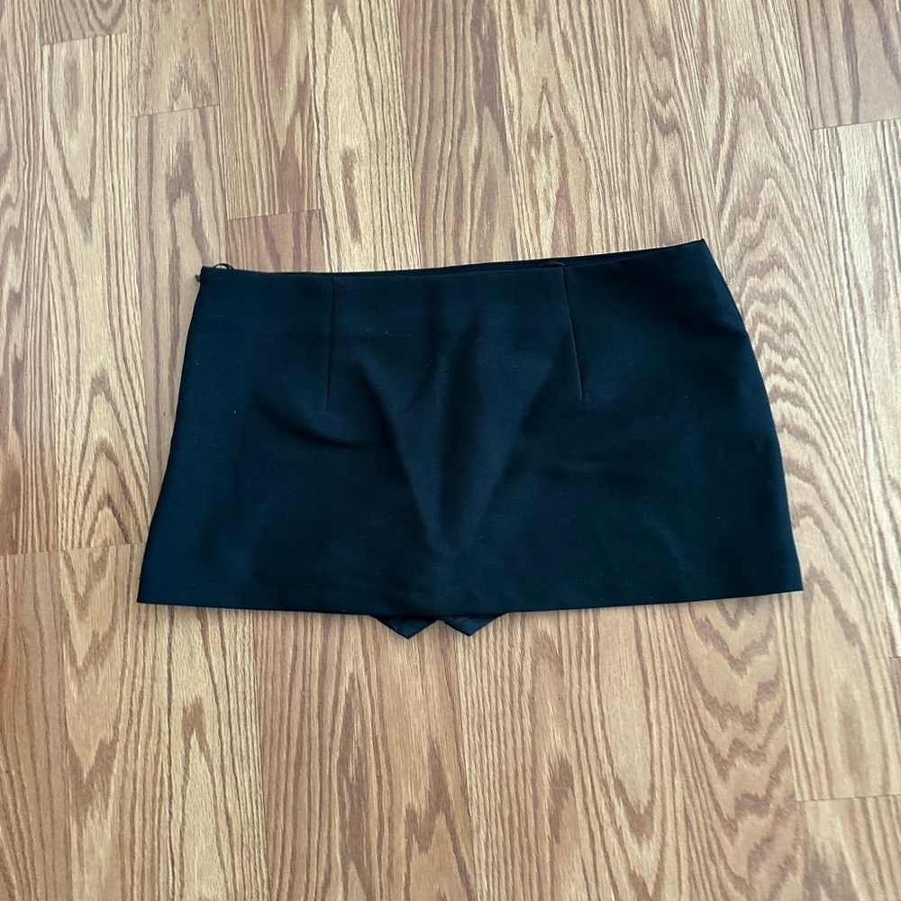 Edikted Black Skirt
